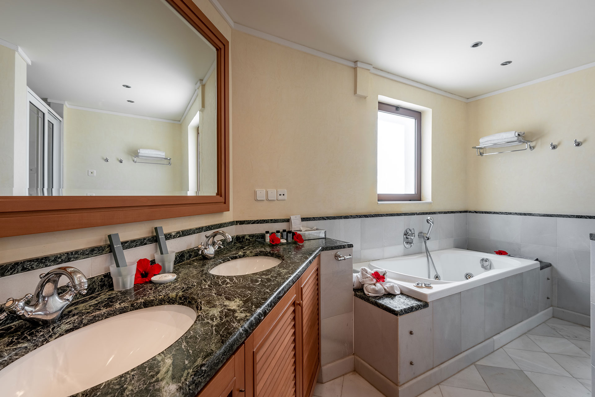 Annabelle Beach Resort VIP.SUITE.BATHROOM