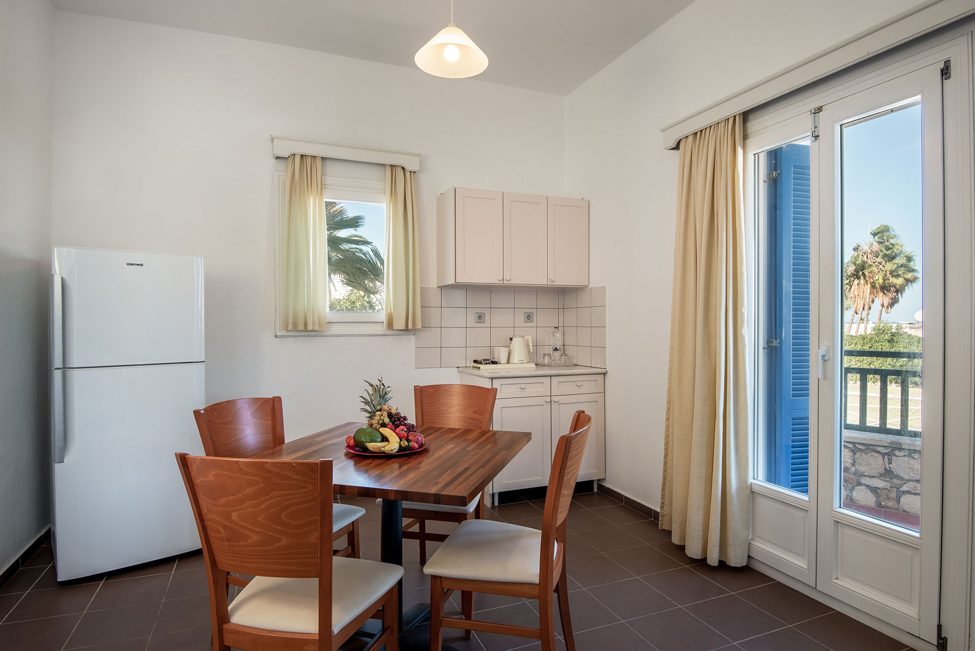 Annabelle Beach Resort VILLA.LIVING.ROOM.3