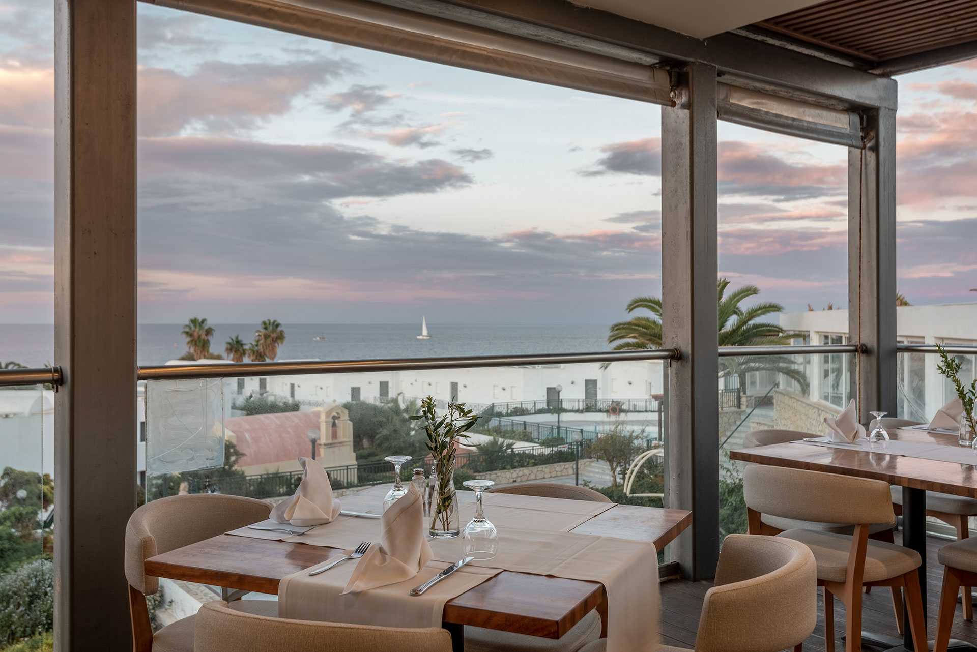 Annabelle Beach Resort Main.Restaurant.Outdoor.9