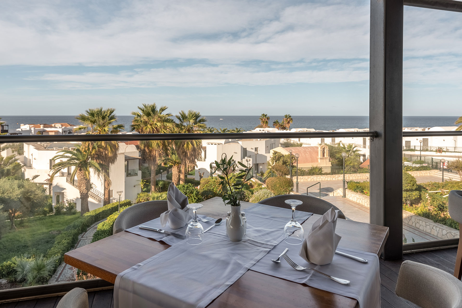 Annabelle Beach Resort MAIN.RESTAURANT.OUTDOOR.2