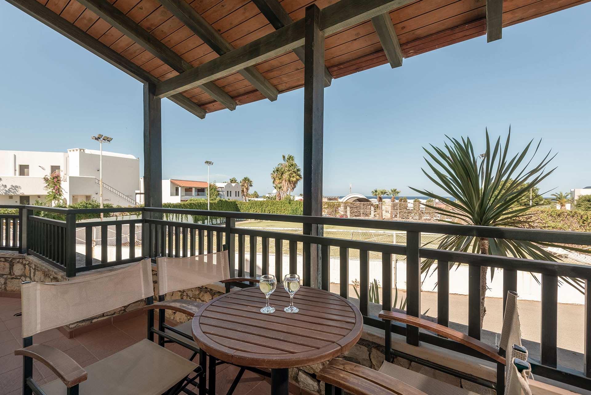 Annabelle Beach Resort VILLA.BALCONY