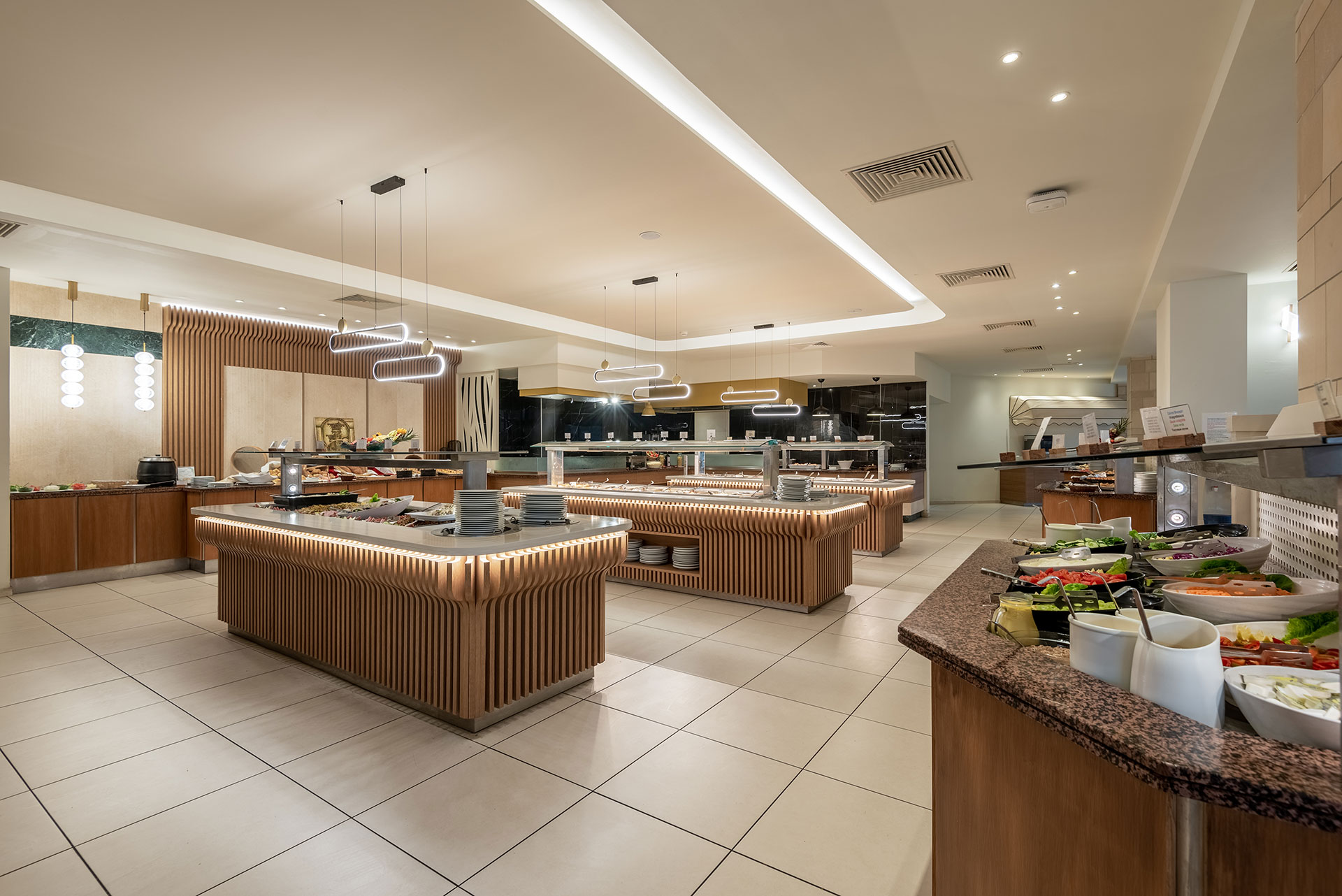 Annabelle Beach Resort Restaunrant.Buffet.3