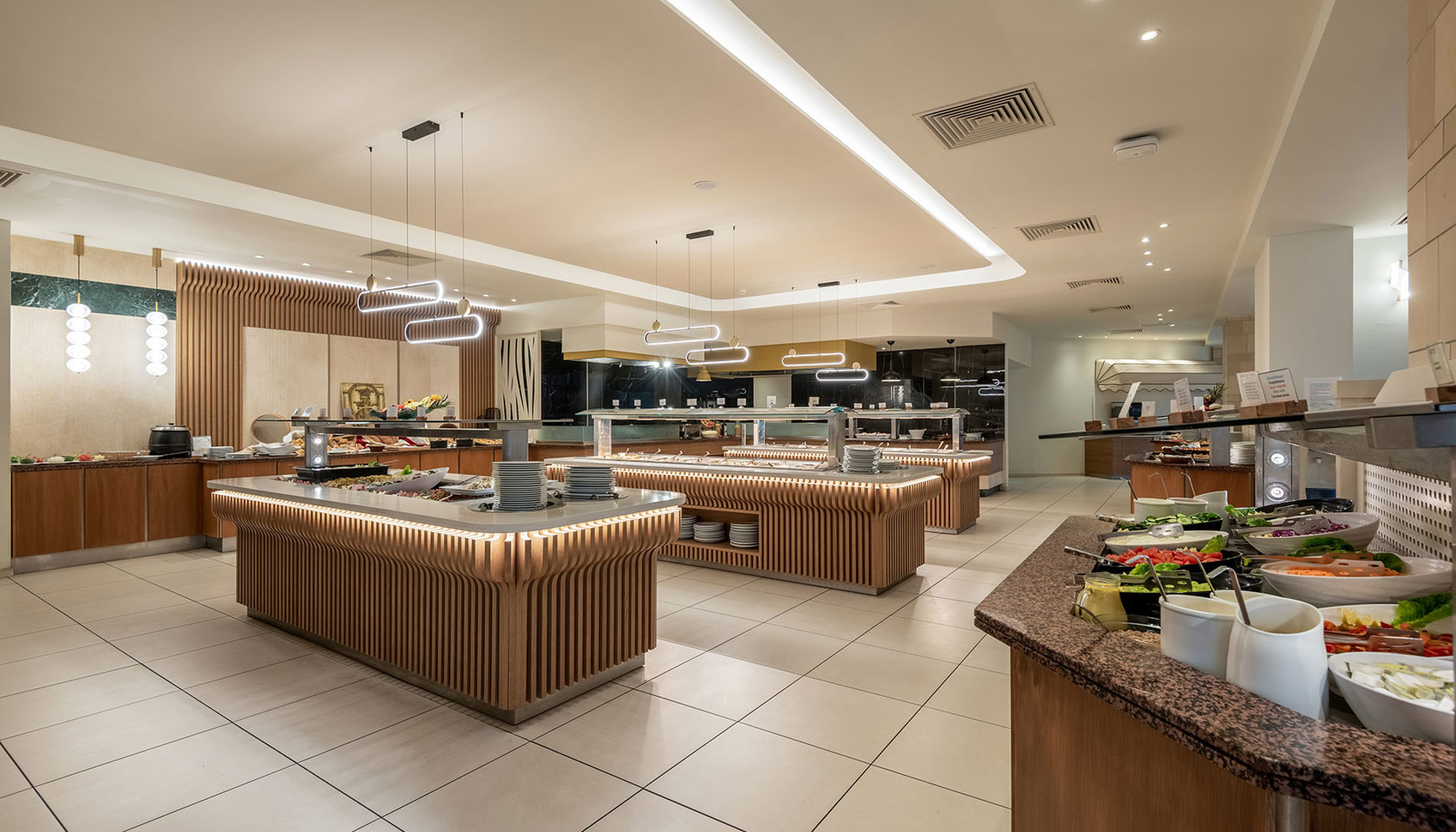 Annabelle Beach Resort Restaunrant.Buffet.3